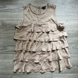 Theory Tan Silk Tiered Sleeveless Keyhole Button Party Date Night Blouse Size M